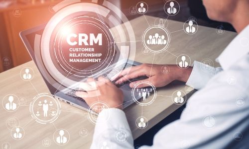 Guía para Seleccionar el Mejor CRM según el Tipo de Negocio y Estrategia de Ventas